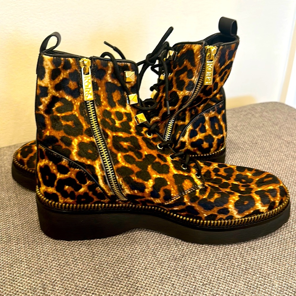 Leopard combat boots